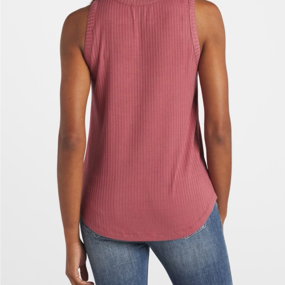 Pink Clover - Kincaid Pocket Knit Tank - Picture 2 of 3
